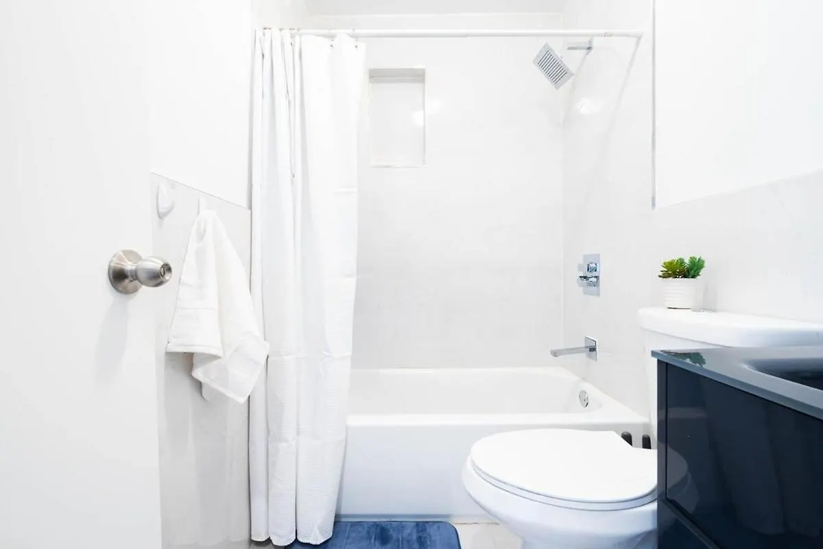 26-4A New Studio Prime 20'S W D Shared Courtyard New York